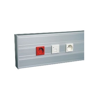 Canal 190 x 54 PVC mecanismos 45 de 3 tapas
