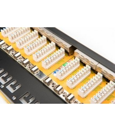 Panel 19" 24 Ports Cat6 STP 0,5U HD Digitus